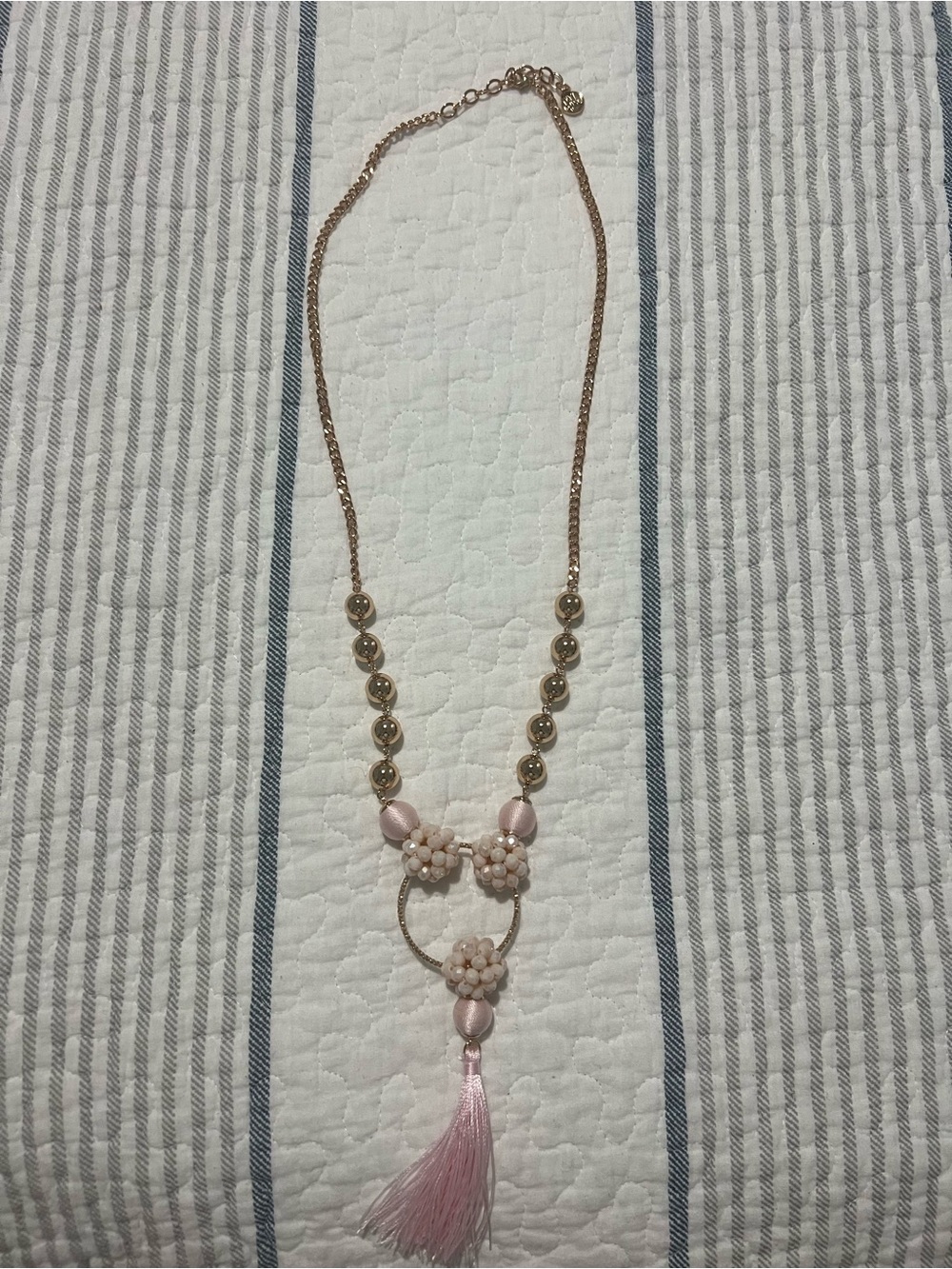Women's Pink Beaded Tassel Necklace - Elegant Floral Pendant